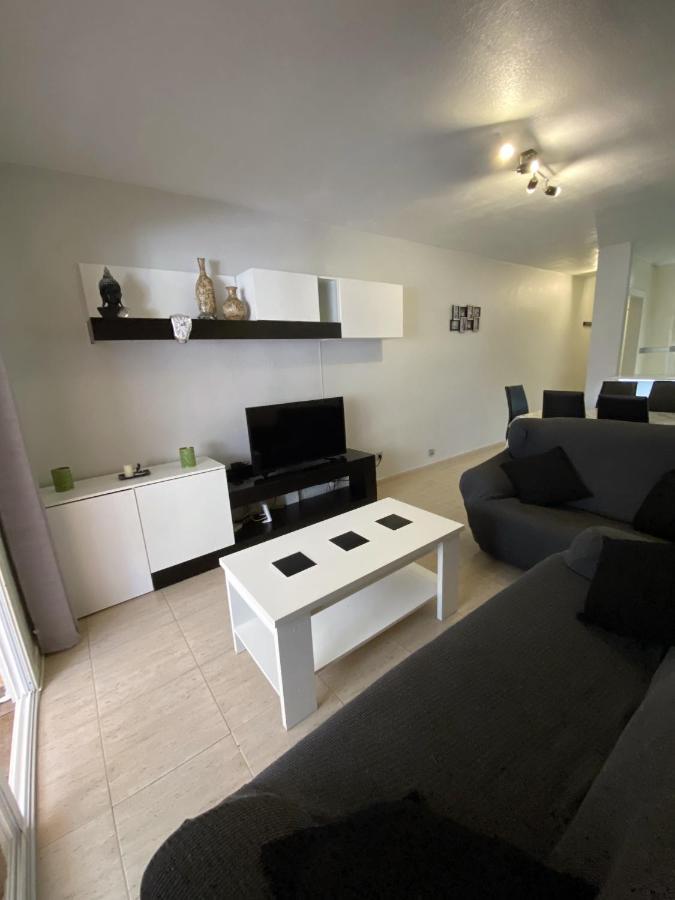 Apartamento Aguadulce Playa روكيتاس ذي مار المظهر الخارجي الصورة